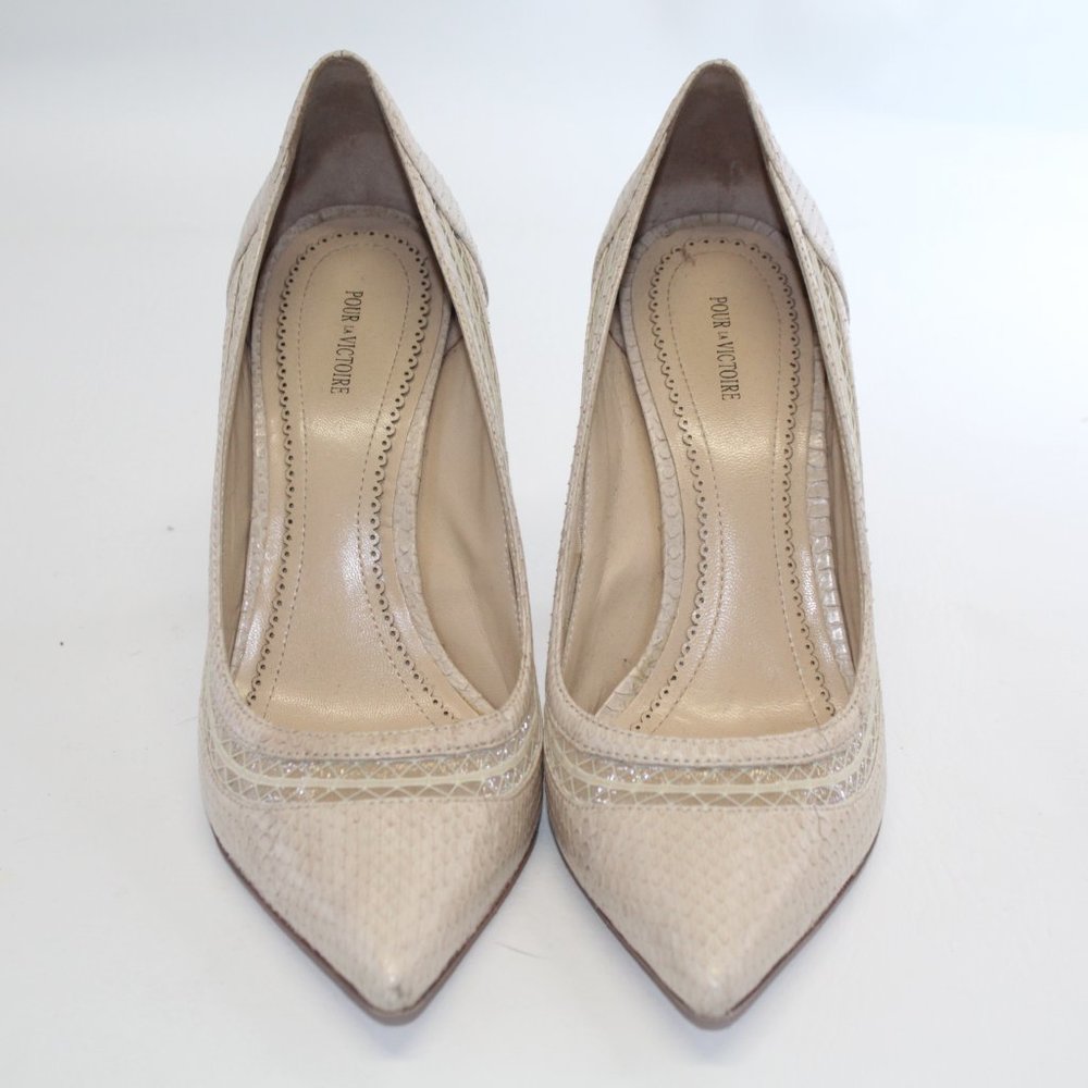Pour la Victoire Leather Lace Pointed Toe Pumps Beige High Heels #133 - Picture 2 of 11